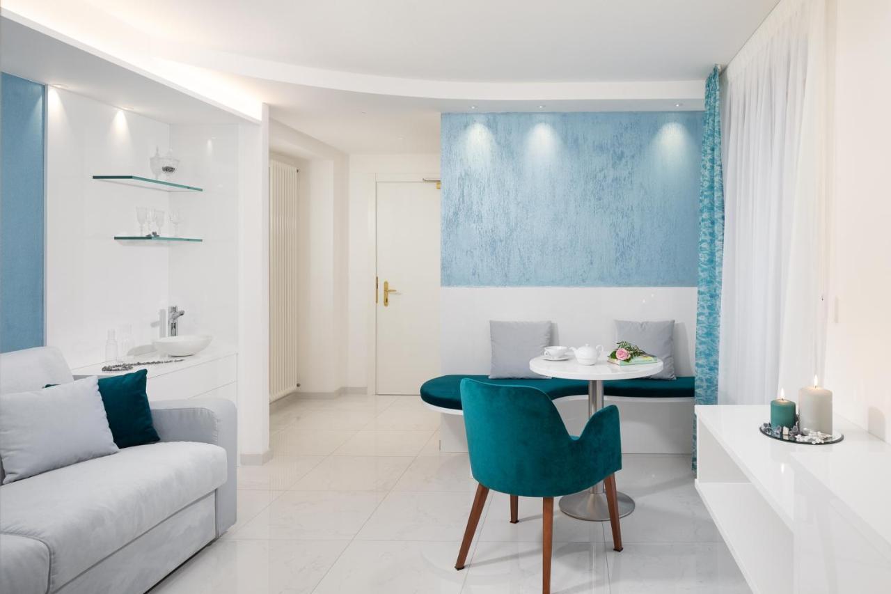 Hotel Pareda Canazei Bagian luar foto