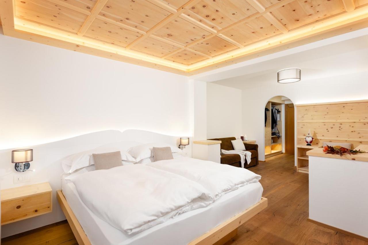 Hotel Pareda Canazei Bagian luar foto