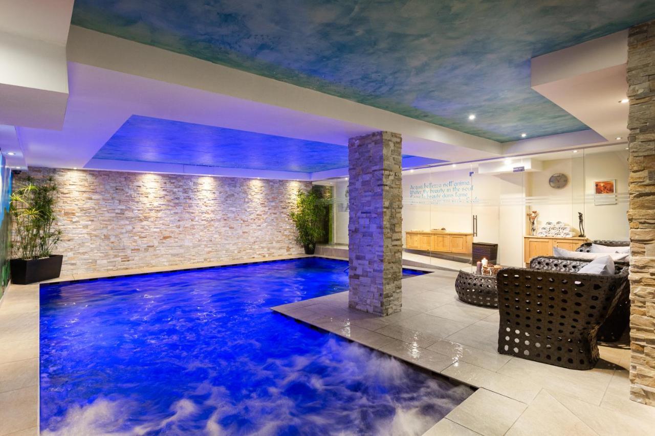 Hotel Pareda Canazei Bagian luar foto
